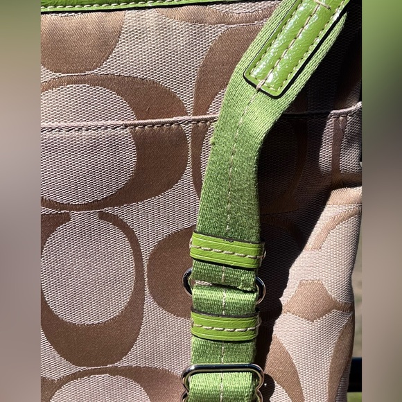 EUC Coach Crossbody - Picture 4 of 12